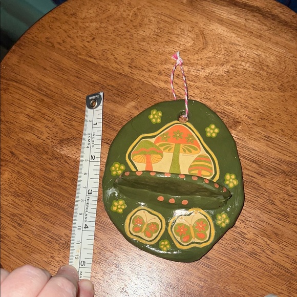 Handcrafted Green Mushroom Wall Hanging candle holder - Picture 3 of 9